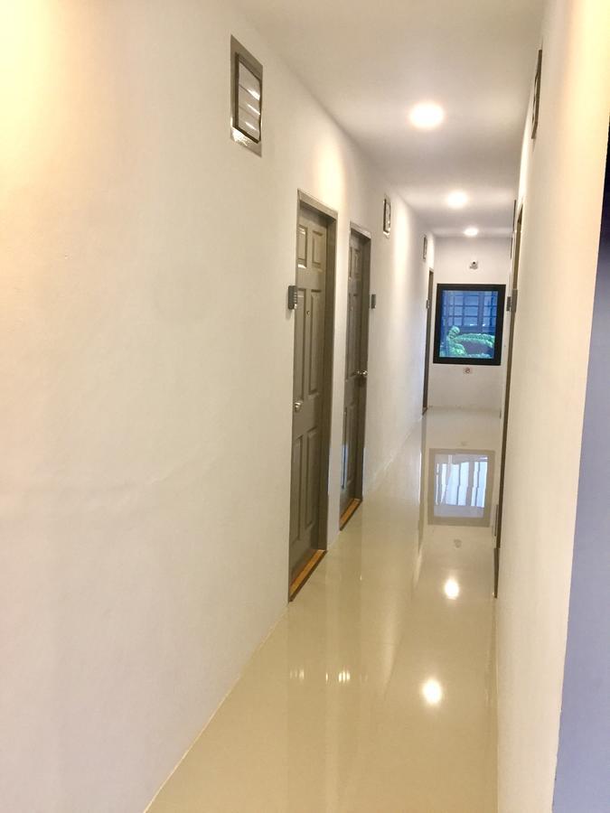Inn Trog And Inn Soi (Adults Only) Bangkok Exteriör bild
